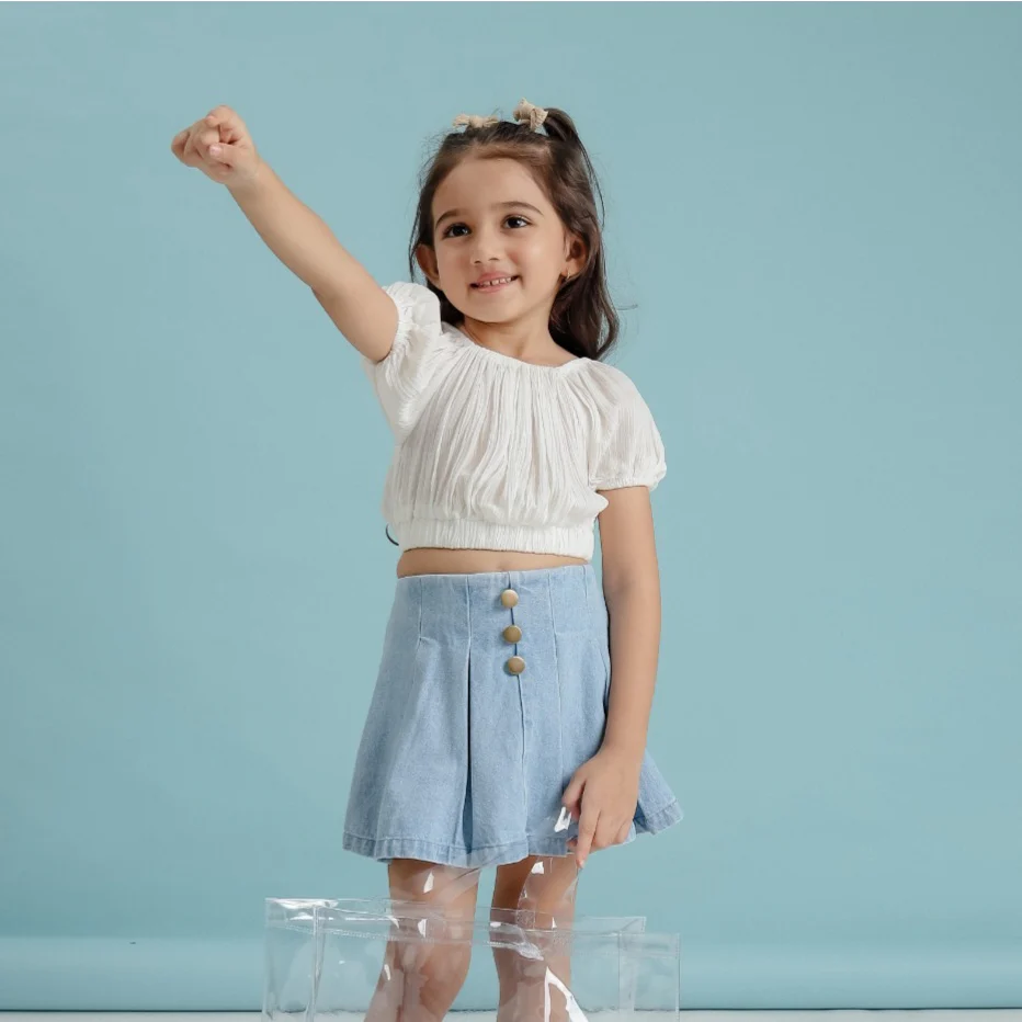 Eryl Crop Top