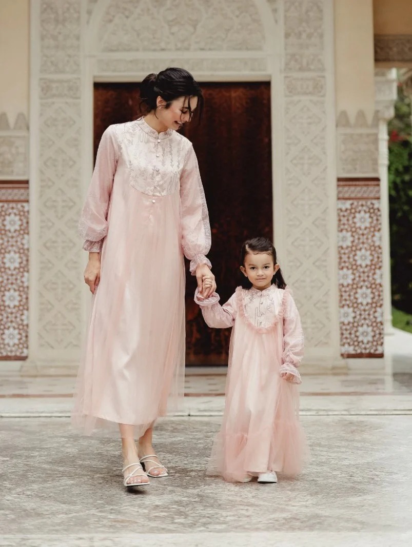 ZIEL KIDS - Najwa Dress Gamis Raya Terusan Satin Premium Couple Mom & Girl - Image 11