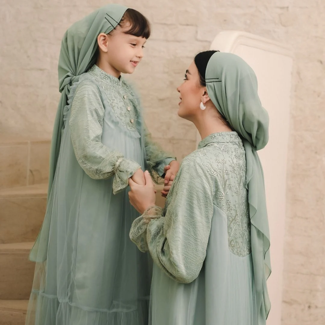 ZIEL KIDS - Najwa Dress Gamis Raya Terusan Satin Premium Couple Mom & Girl - Image 9
