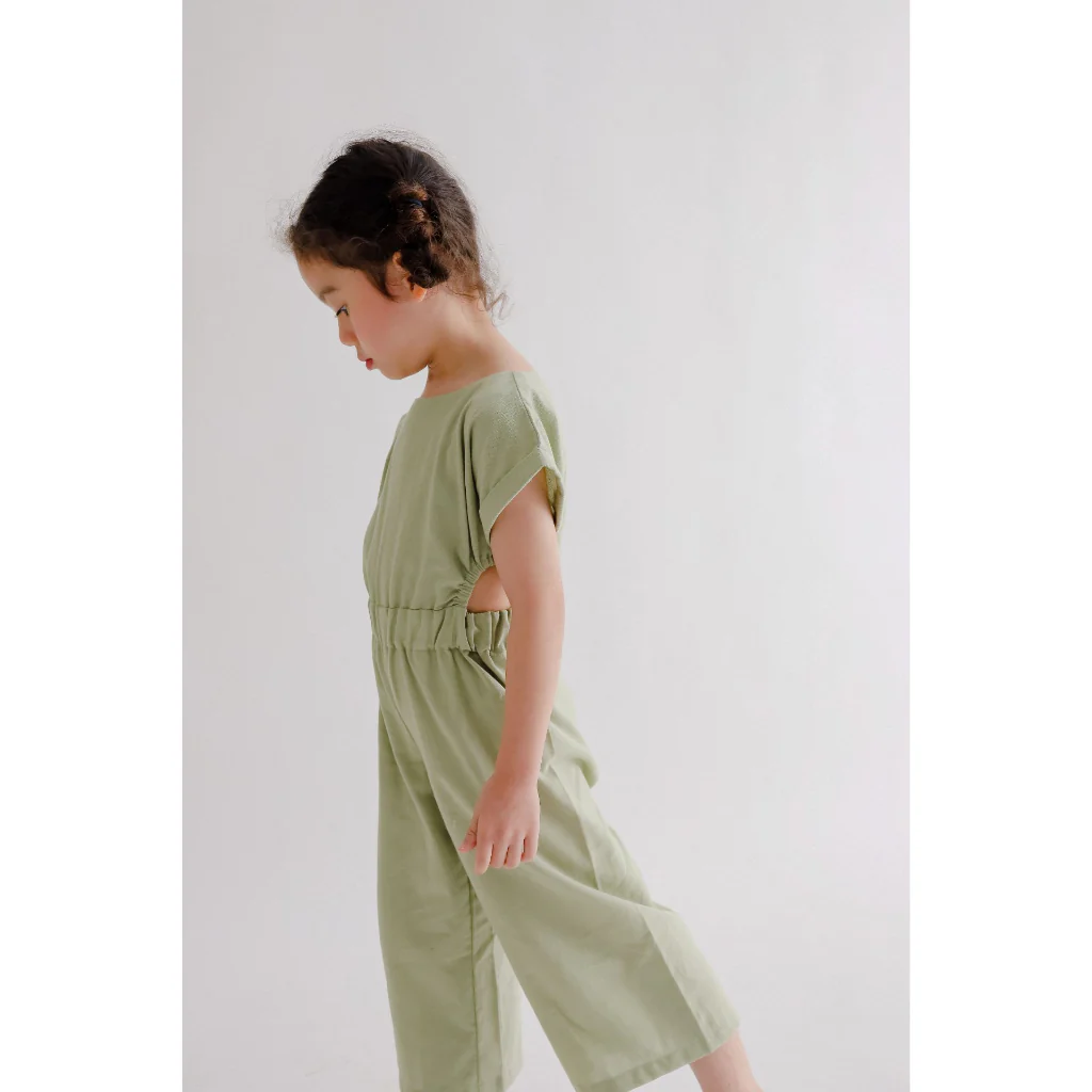 Cora Overall - Image 4