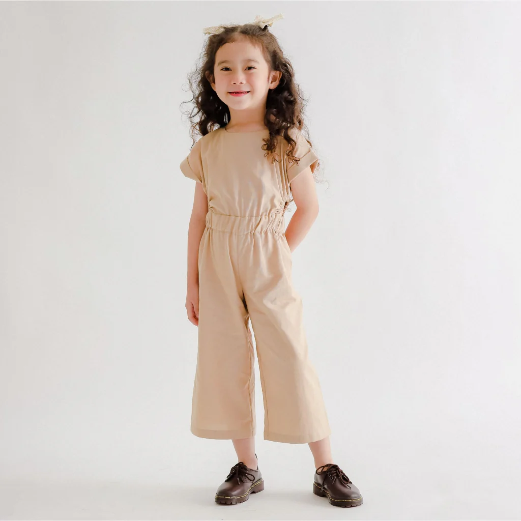 Cora Overall - Image 9