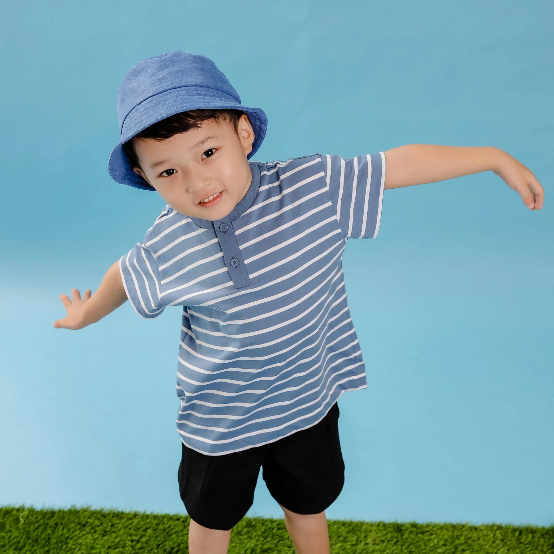 Juna Oversized Top - Image 17