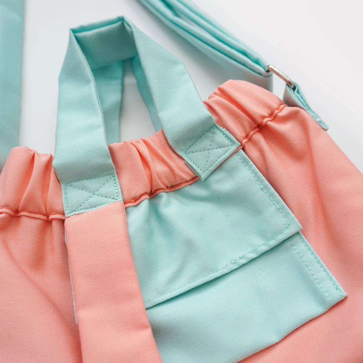 Nuna Slingbag - Image 6