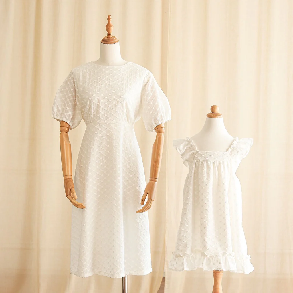 RAVEN DRESS - CHRISTMAS 2021 - Image 3